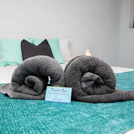 Airlie Sun & Sand Motel Accommodation #4 Airlie Beach Buitenkant foto