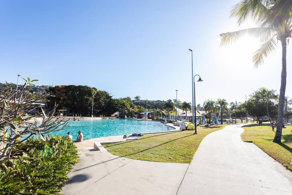 Airlie Sun & Sand Motel Accommodation #4 Airlie Beach Buitenkant foto